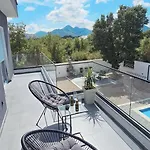 Lux Mia, * Trebinje