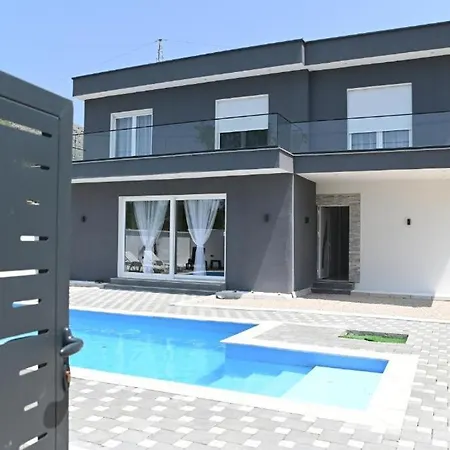 Villa Lux Mia,